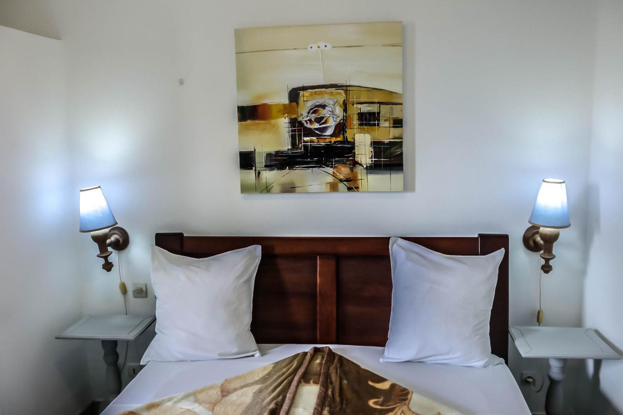 Tchero Appartement 1 Douala Ngoại thất bức ảnh