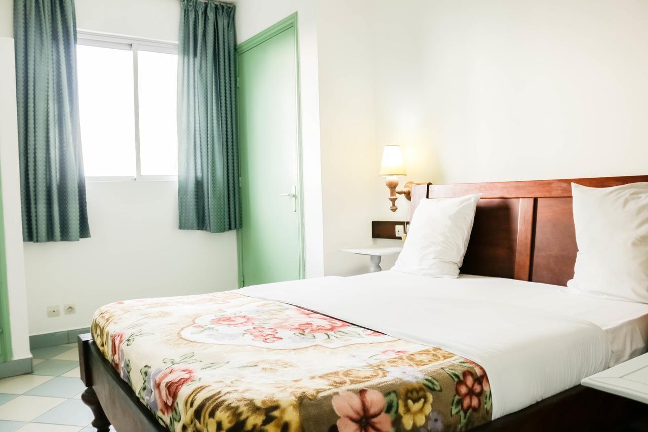 Tchero Appartement 1 Douala Ngoại thất bức ảnh