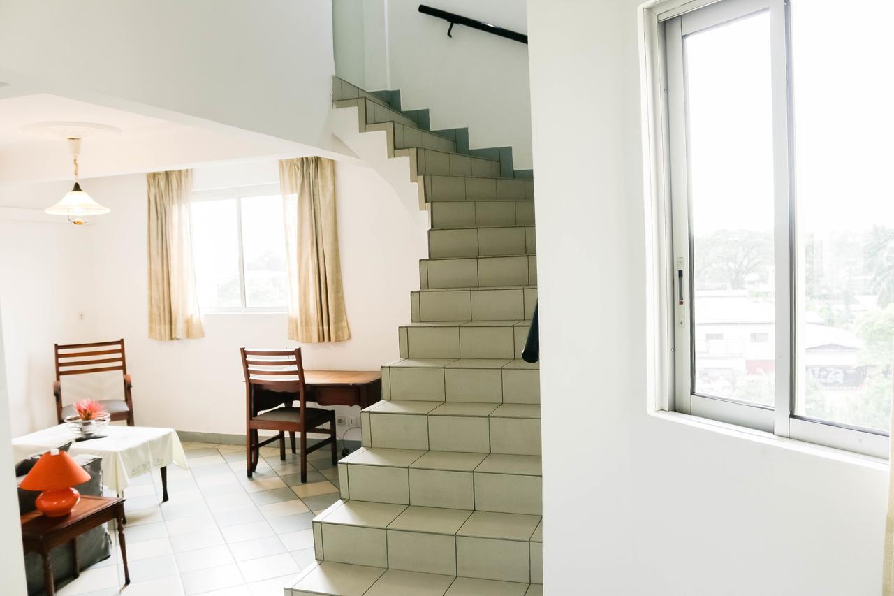 Tchero Appartement 1 Douala Ngoại thất bức ảnh