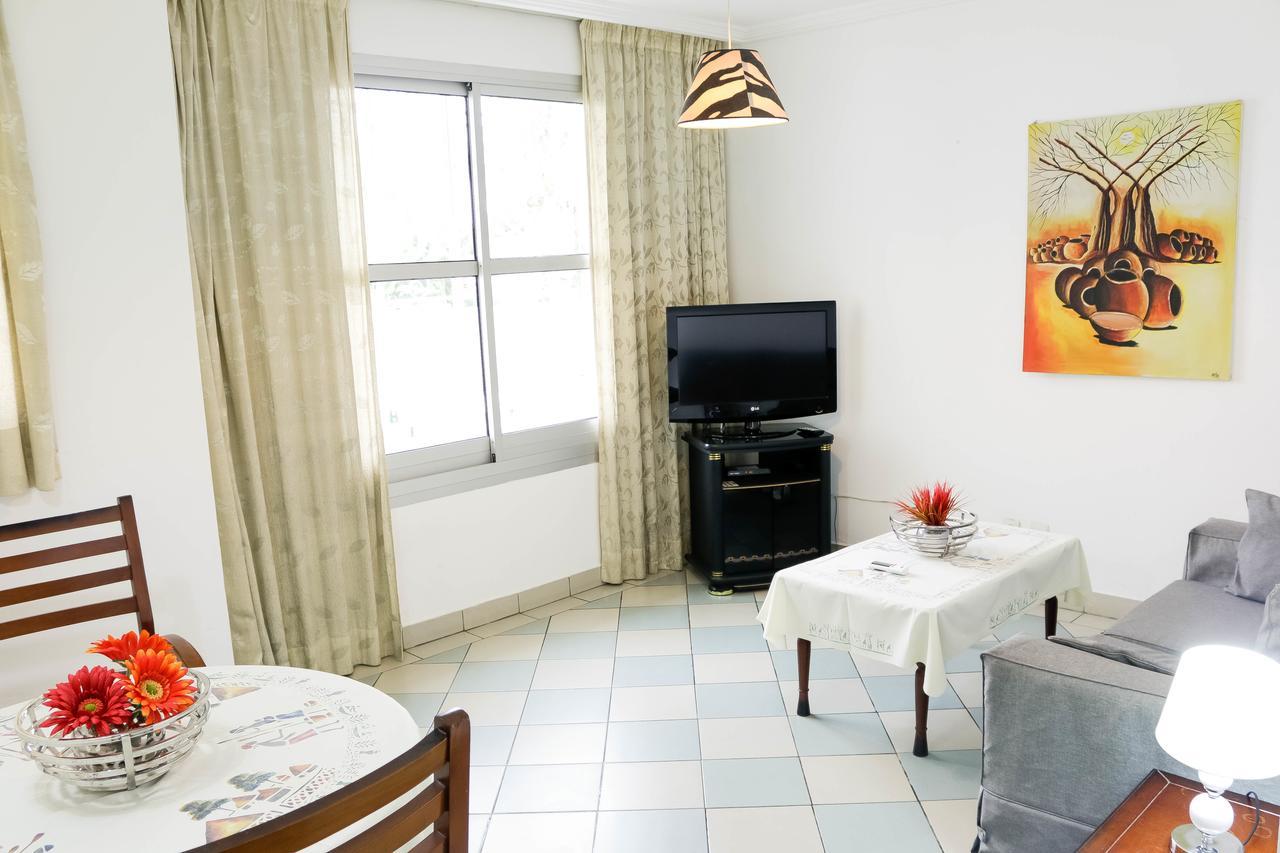 Tchero Appartement 1 Douala Ngoại thất bức ảnh