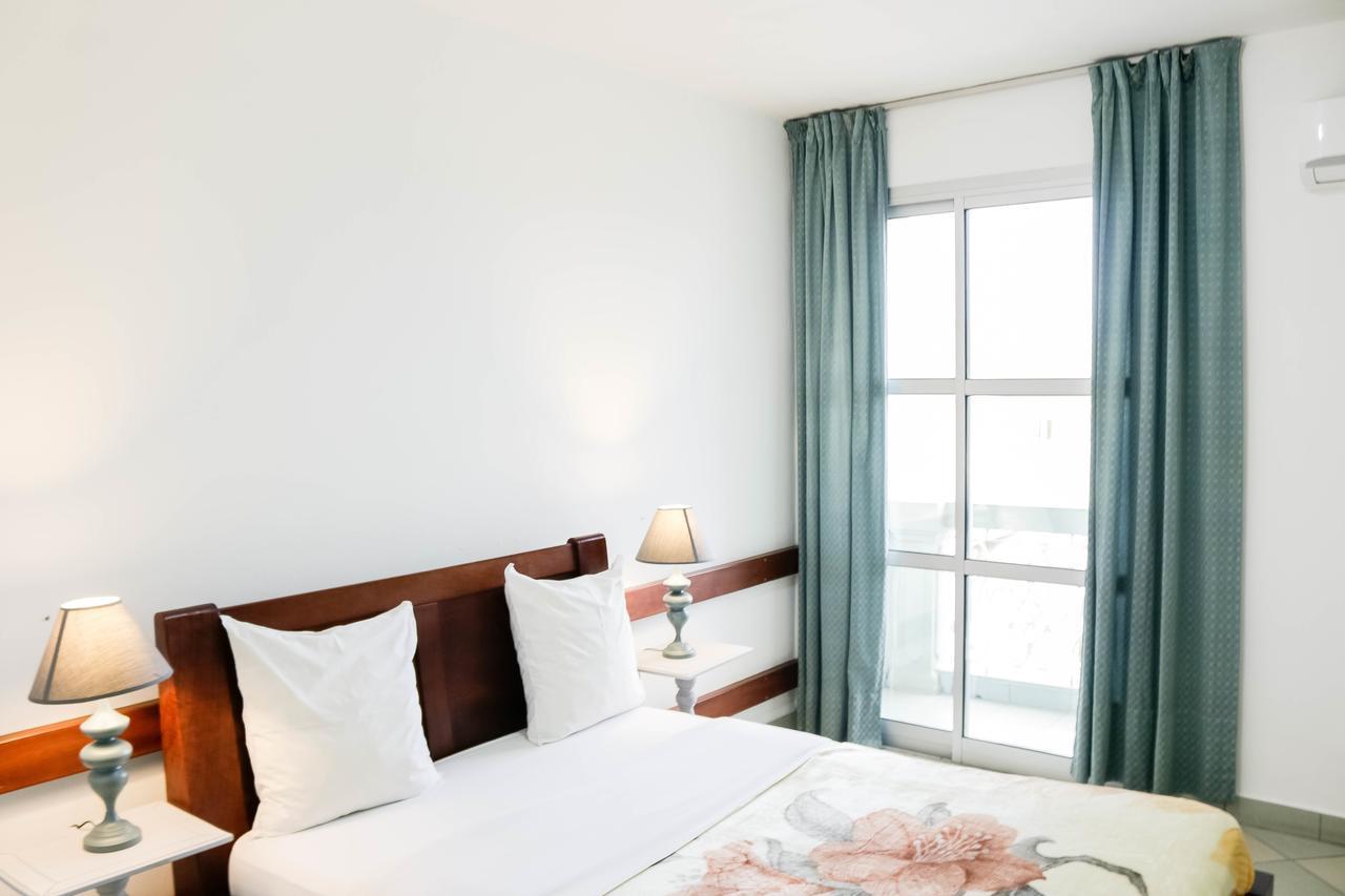 Tchero Appartement 1 Douala Ngoại thất bức ảnh